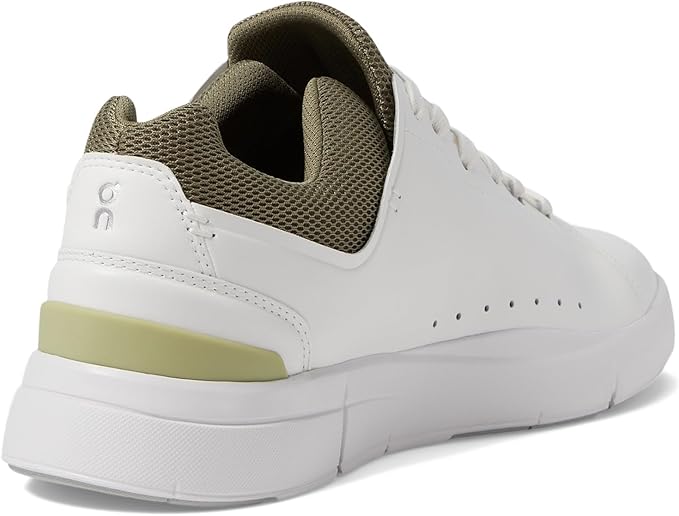 On Men's The Roger Advantage Sneakers