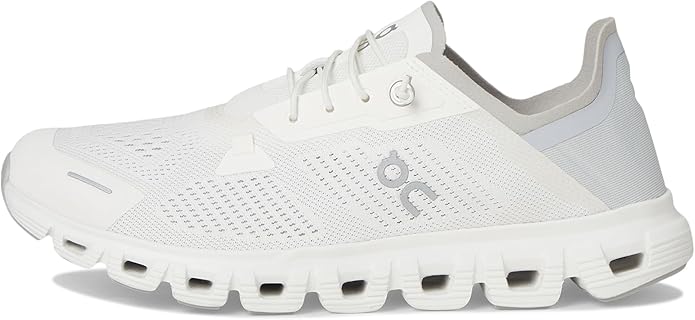 ON Women's Cloud 6 Coast Sneakers